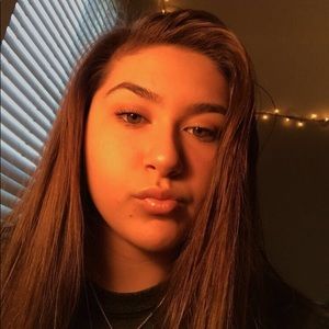 Meet your Posher, Ximena